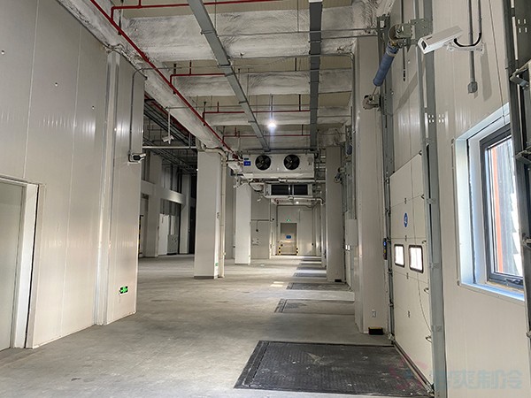 建造食品生产工厂冷藏库造价大概多少钱一平方米？