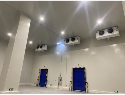 江苏太仓远洋物流二氧化碳复叠系统冷库建造工程案例